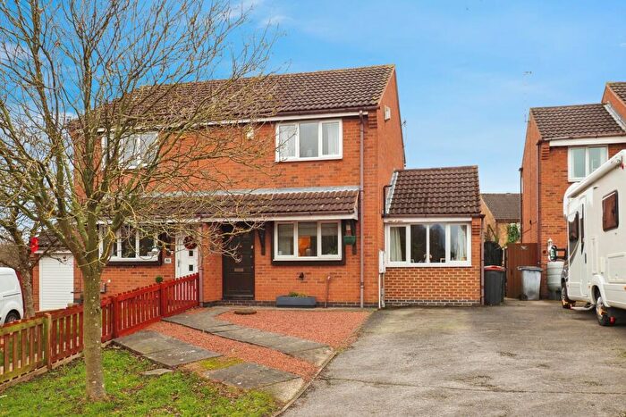 2 Bedroom Semi Detached House For Sale In Covert Close, Hucknall, Nottingham, Nottinghamshire, NG15