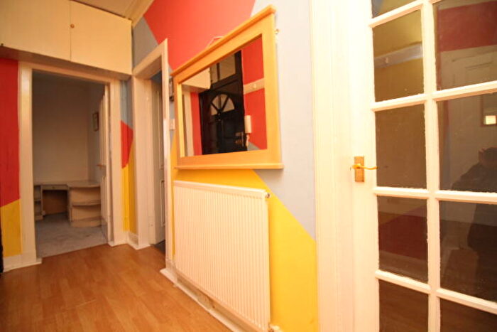 2 Bedroom Flat To Rent In A East King Street, Flat / Helensburgh, G84