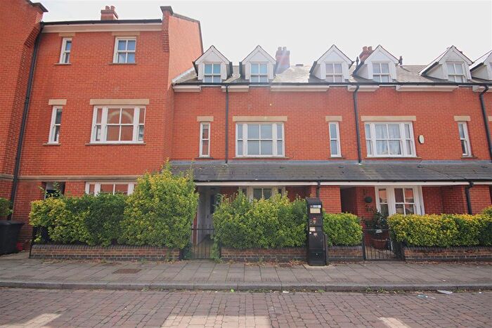 4 Bedroom Terraced House To Rent In Ravensworth Gardens, Cambridge, CB1