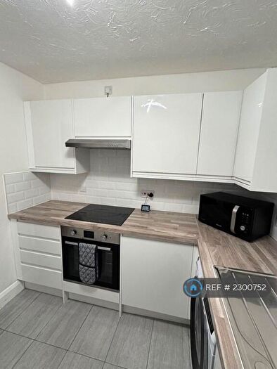 1 Bedroom Flat To Rent In Eton Way, Dartford, DA1
