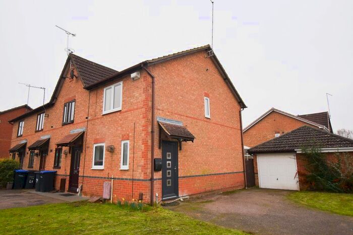 2 Bedroom Property To Rent In Lindisfarne Way, Northampton NN4