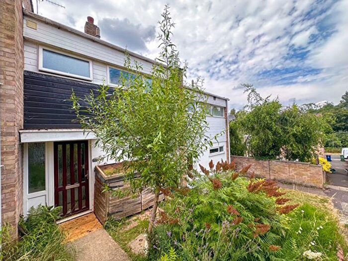 3 Bedroom Terraced House To Rent In Turner Close, Oxford, OX4