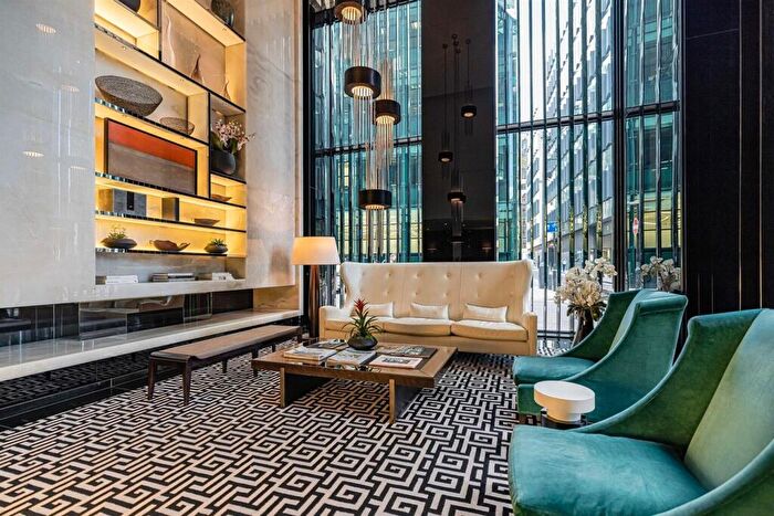 2 Bedroom Apartment For Sale In The Heron Building, More Street, City, EC2Y - Photo 12