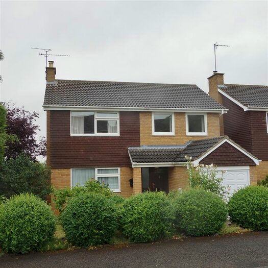 4 Bedroom Detached House To Rent In Millfields, Oundle, Peterborough, PE8