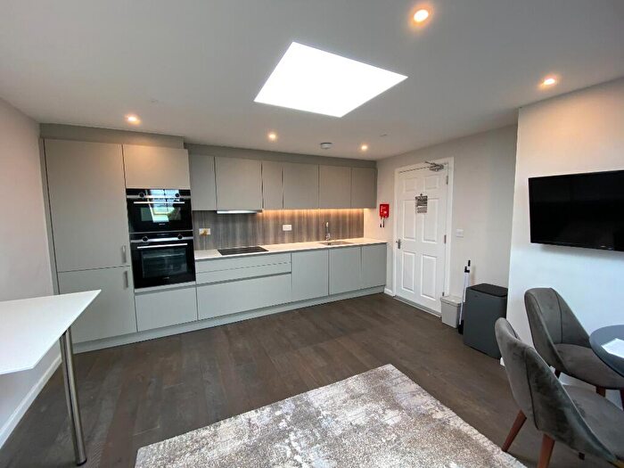 3 Bedroom Flat To Rent In Thirlestane Road, Marchmont, Edinburgh, EH9