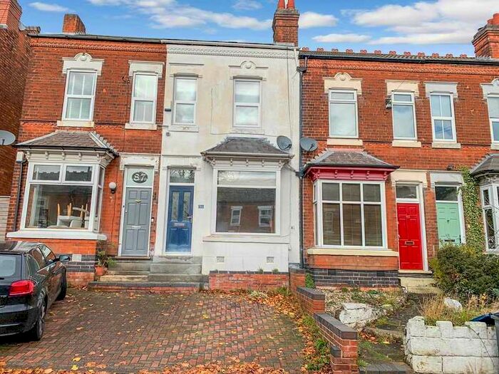 Houses for sale & to rent in B73 5HN, Yew Tree Road, Sutton Vesey