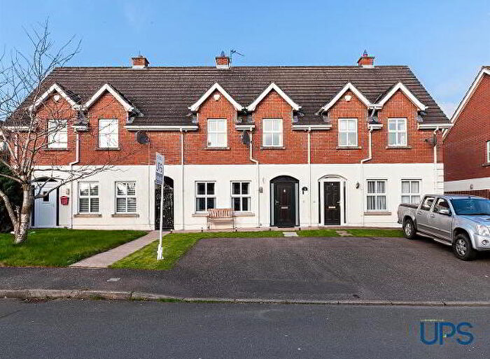 3 Bedroom Mid Terraced House For Sale In Dun Eden Grove, Glenavy, BT29
