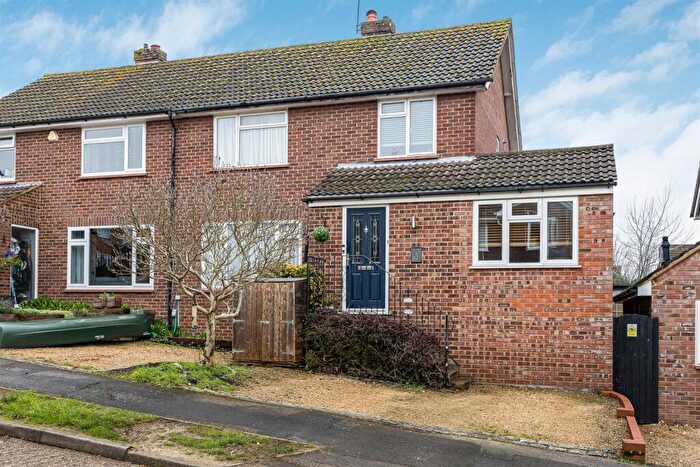 4 Bedroom House For Sale In Laburnum Close, Marlow, SL7