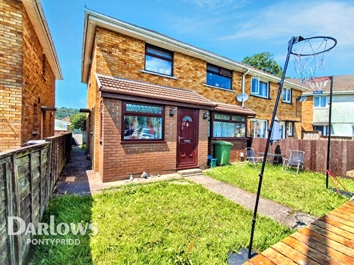 4 Bedroom Semi-Detached House For Sale In Ynyscorrwg Road, Pontypridd, CF37