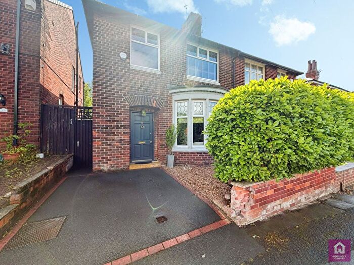 3 Bedroom Semi-Detached House For Sale In Woodland Crescent, Prestwich, Manchester, Greater Manchester, M25