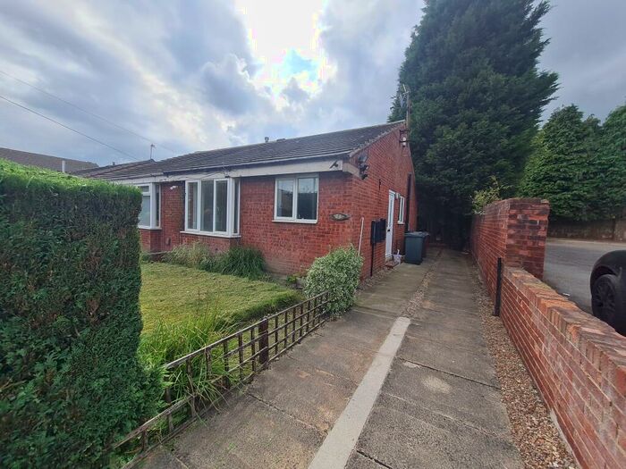 2 Bedroom Semi-Detached Bungalow To Rent In Baker Street, Morley, Leeds, LS27