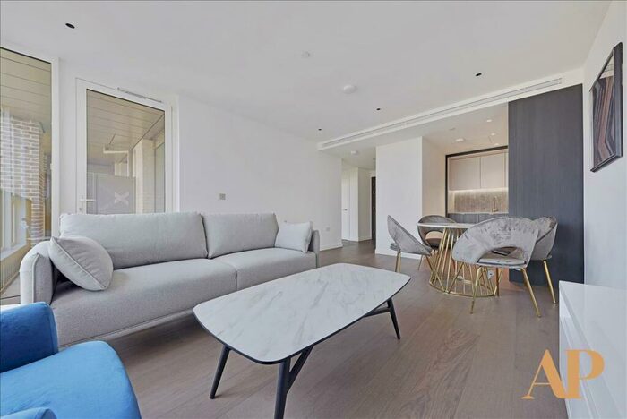 1 Bedroom Apartment To Rent In Phoenix Court, Gasholder Place, Oval, London, SE11