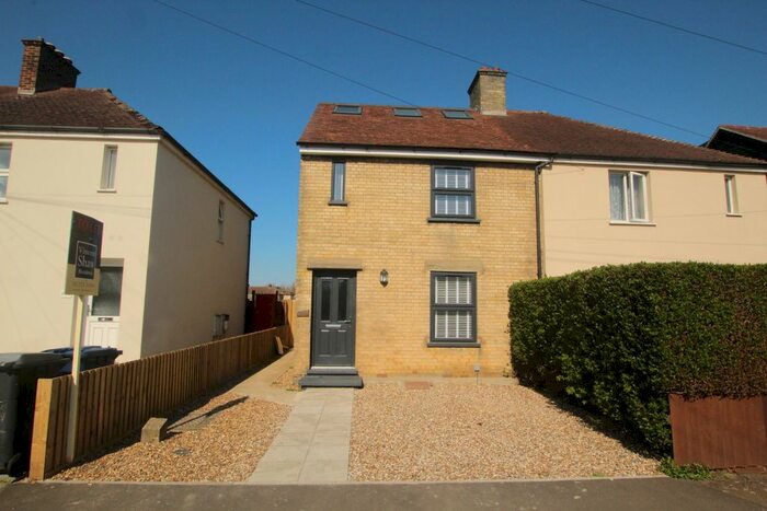 4 Bedroom Semi-Detached House To Rent In Ross Street, Cambridge, CB1