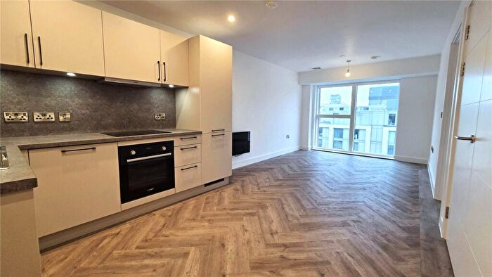 1 Bedroom Apartment To Rent In Chapmans Yard, Upper Gough Street, Birmingham, B1