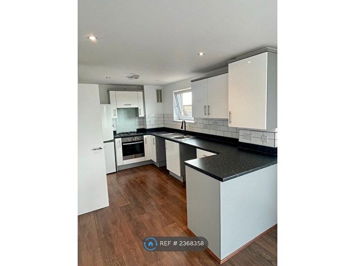 1 Bedroom Flat To Rent In Cloud Close, Dartford, DA1