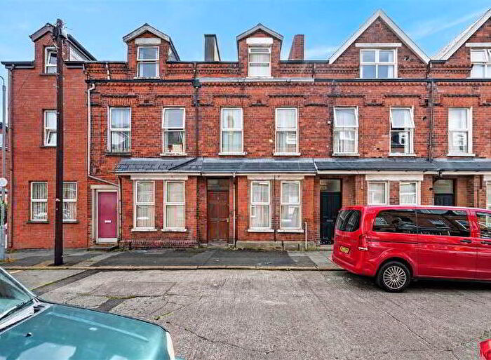 5 Bedroom Terrace House For Sale In Canterbury Street, Belfast, BT7