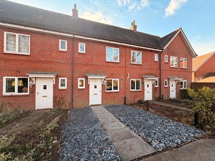 2 Bedroom Terraced House For Sale In Park Approach, Knowle, Fareham, PO17