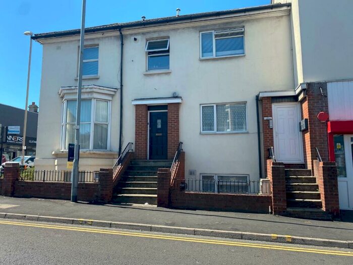 1 Bedroom Flat To Rent In Cavendish Place, Eastbourne, BN21