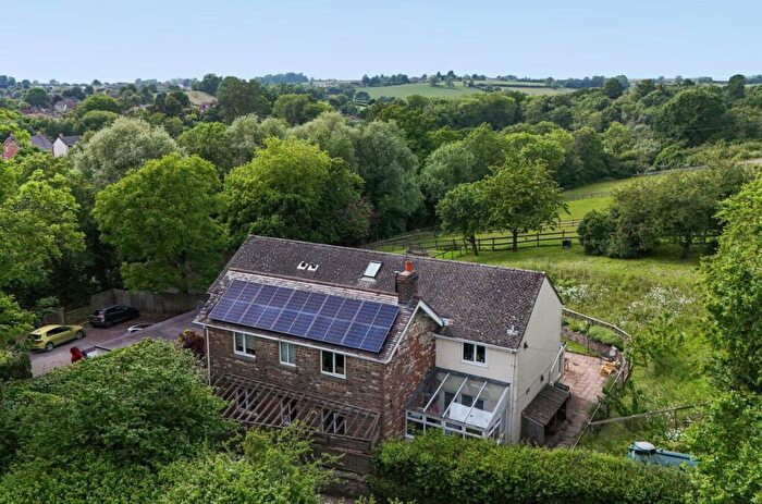 4 Bedroom Equestrian Facility For Sale In Clutton Hill, Clutton, BS39
