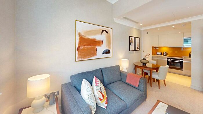 1 Bedroom Flat To Rent In Bow Lane, St Pauls, London, EC4M