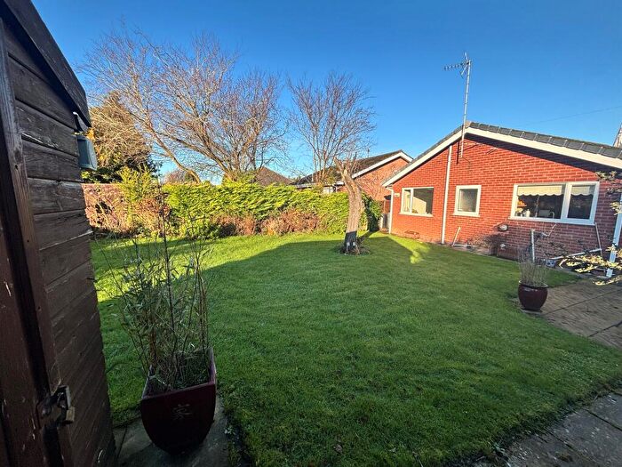 2 Bedroom Detached Bungalow For Sale In Lancaster Drive, Long Sutton, Spalding, PE12