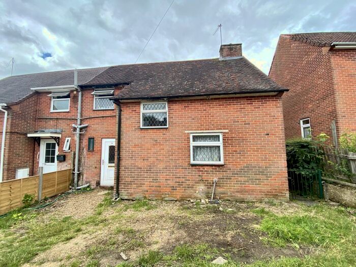 4 Bedroom House To Rent In Battery Hill, Winchester, SO22