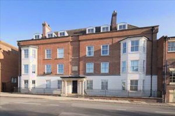 3 Bedroom Flat To Rent In Penthouse, Kirbys Heights, Station Road West, Canterbury, CT2