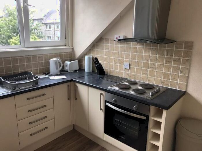 Studio To Rent In Leadside Road, Aberdeen, AB25