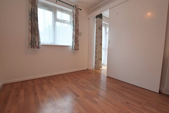 1 Bedroom Flat To Rent In Turnmill Avenue, Springfield, MK6