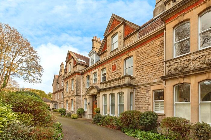 1 Bedroom Flat For Sale In Lansdown Grove, Bath, BA1
