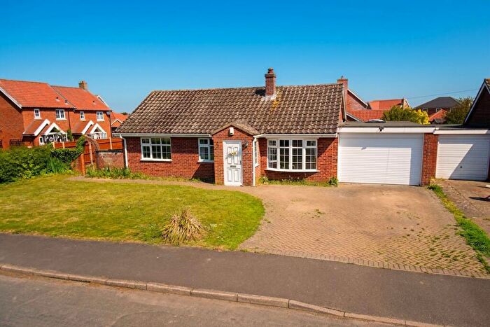4 Bedroom Detached Bungalow For Sale In Gibbs Close, Little Melton, NR9