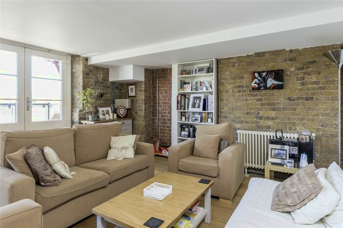 2 Bedroom Flat To Rent In Globe Wharf, Rotherhithe Street, Rotherhithe, SE16