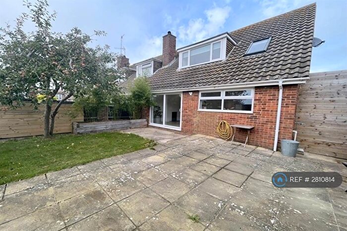 4 Bedroom End Of Terrace House To Rent In Lewes Close, Brighton, BN2