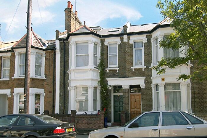 4 Bedroom Terraced House To Rent In Averill Street, Hammersmith, London, W6