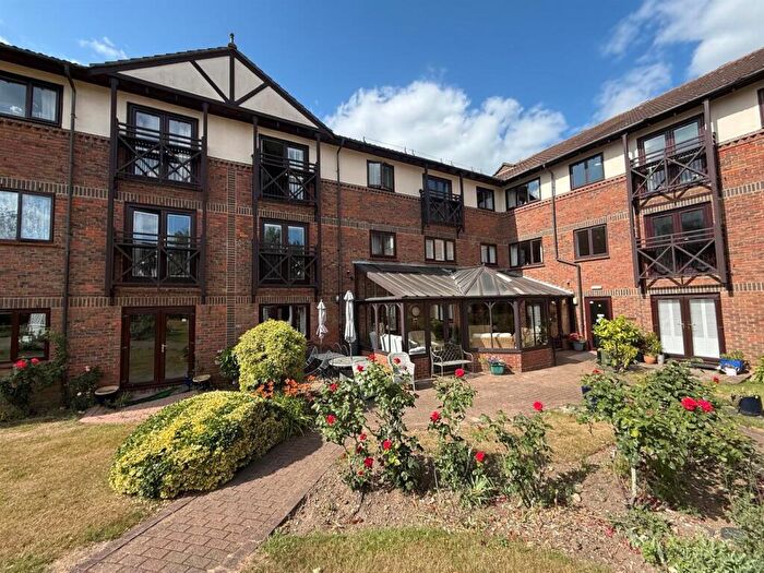 1 Bedroom Retirement Property To Rent In Sawyers Hall Lane, Brentwood, CM15