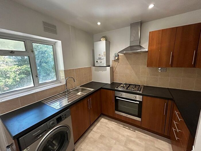 2 Bedroom Flat To Rent In Princes Drive, Harrow, HA1