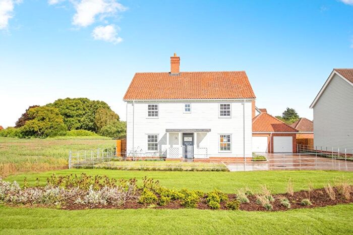 4 Bedroom Detached House For Sale In Sanderling Reach, West Mersea, Colchester, CO5