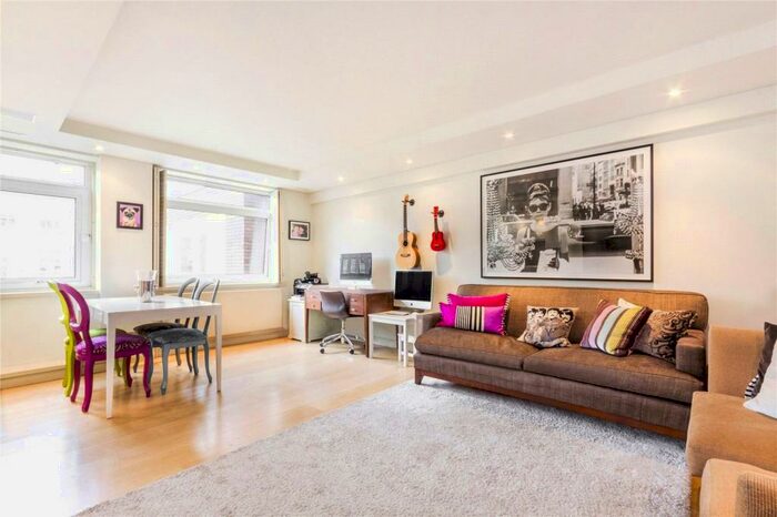2 Bedroom Flat To Rent In Nottingham Terrace, Marylebone, London, NW1