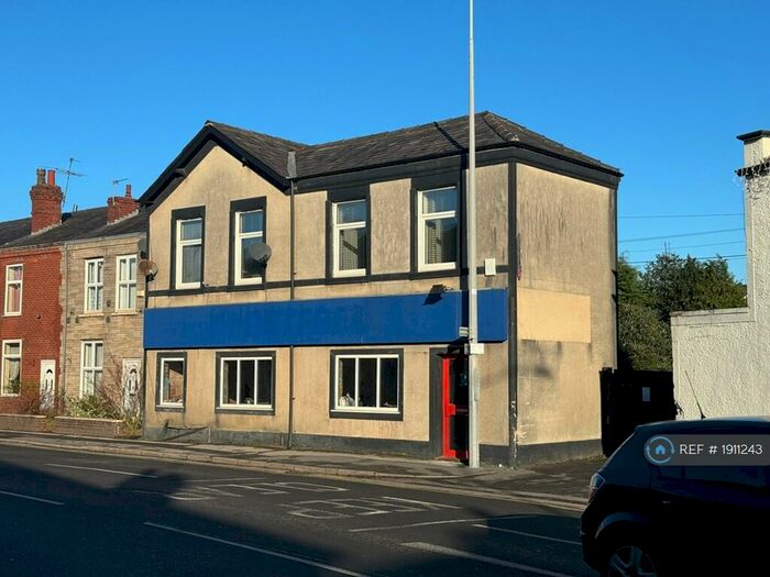 2 Bedroom Flat To Rent In Leyland Road, Lostock Hall, Preston, PR5