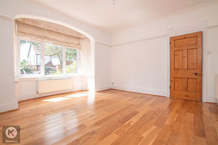 4 Bedroom Semi-Detached House To Rent In Southam Road, Birmingham, B28