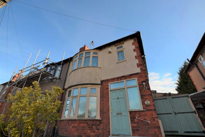 3 Bedroom Semi-Detached House To Rent In Raynesway, Alvaston, Derby, DE24