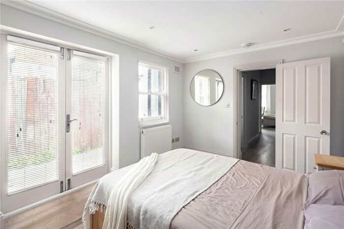 1 Bedroom Flat To Rent In Rushmore Road, Hackney, London, E5