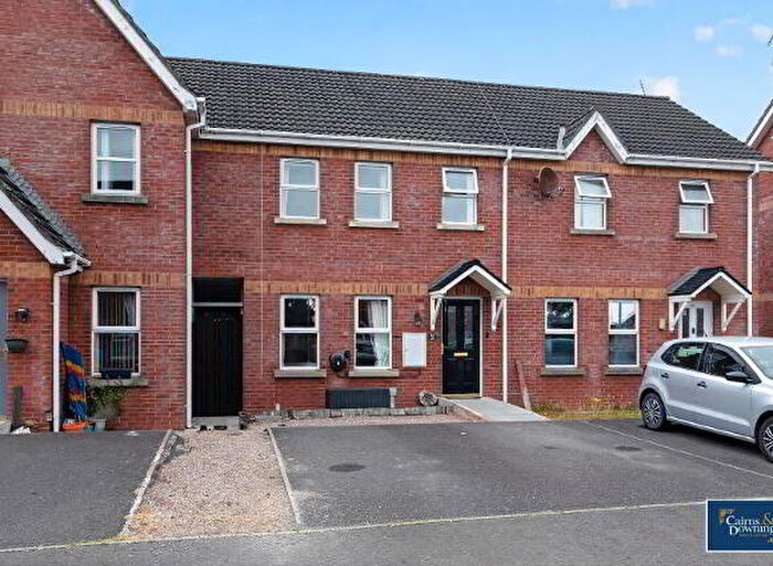 3 Bedroom Mid Terraced House For Sale In Oak Grove, Banbridge, BT32