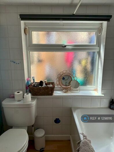 2 Bedroom Terraced House To Rent In Fore Street, Exmouth, EX8