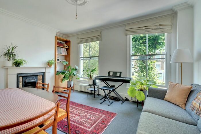 2 Bedroom Flat To Rent In Elmore Street, London, N1