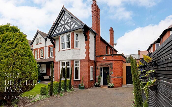 5 Bedroom Semi Detached House For Sale In Dee Hills Park, Chester, CH3