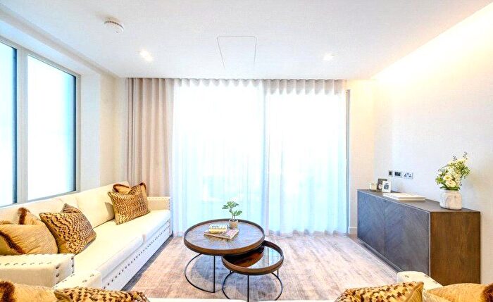 2 Bedroom Flat To Rent In Garrett Mansions, Newcastle Place, Paddington, London, W2