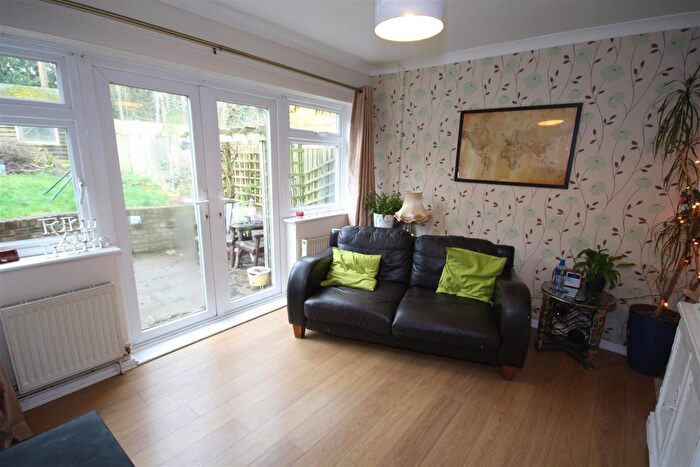 4 Bedroom Detached House For Sale In Vine Way, Brentwood, CM14