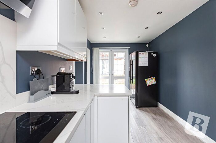 3 Bedroom End Of Terrace House For Sale In Betjeman Way, Ongar, Essex, CM5