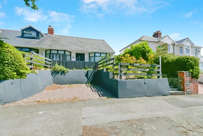 3 Bedroom Semi-Detached Bungalow For Sale In Pontypridd Road, Barry, CF62